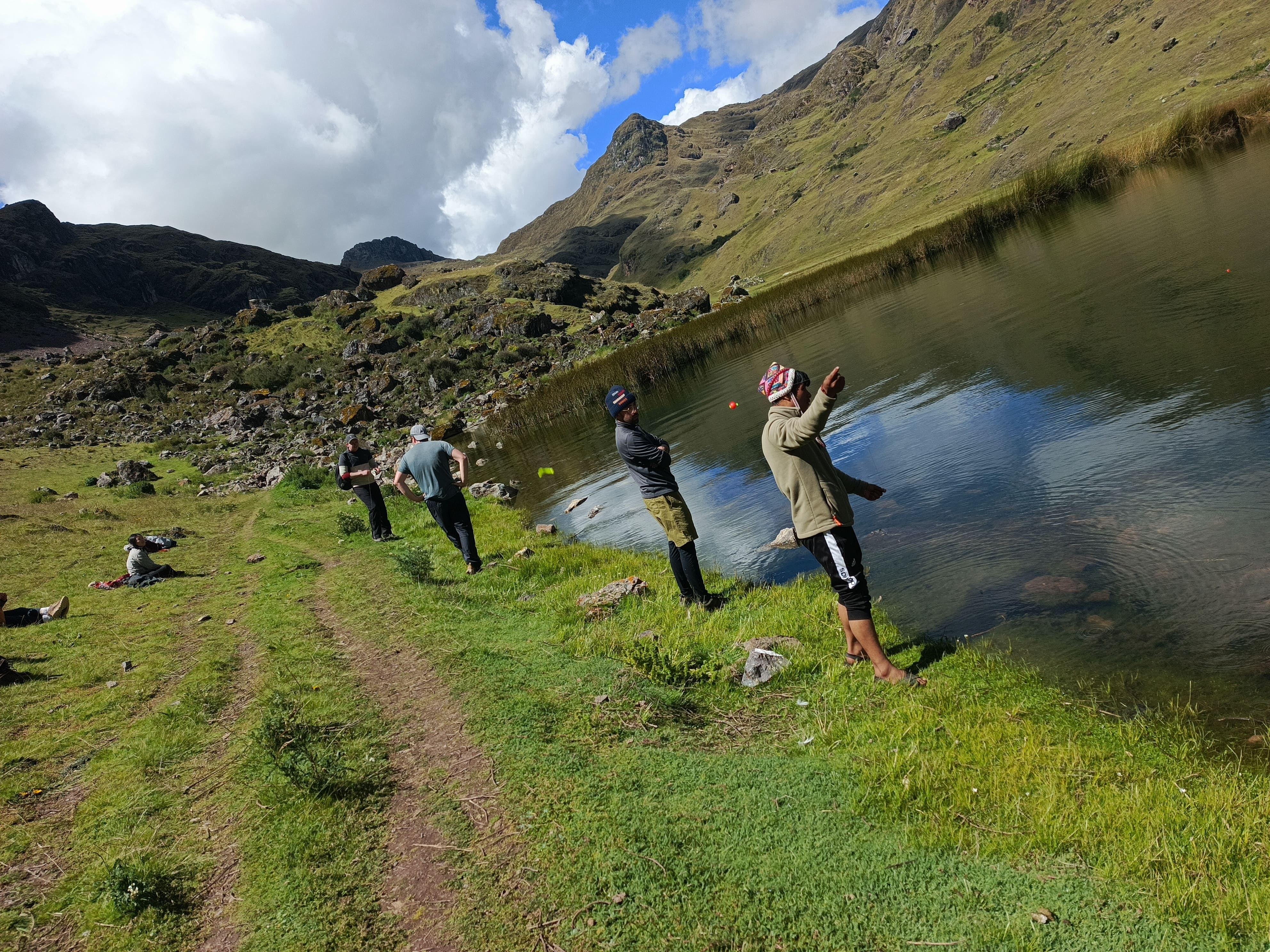 KINSA COCHA EXPERIENCIA ANDINA – FULL DAY